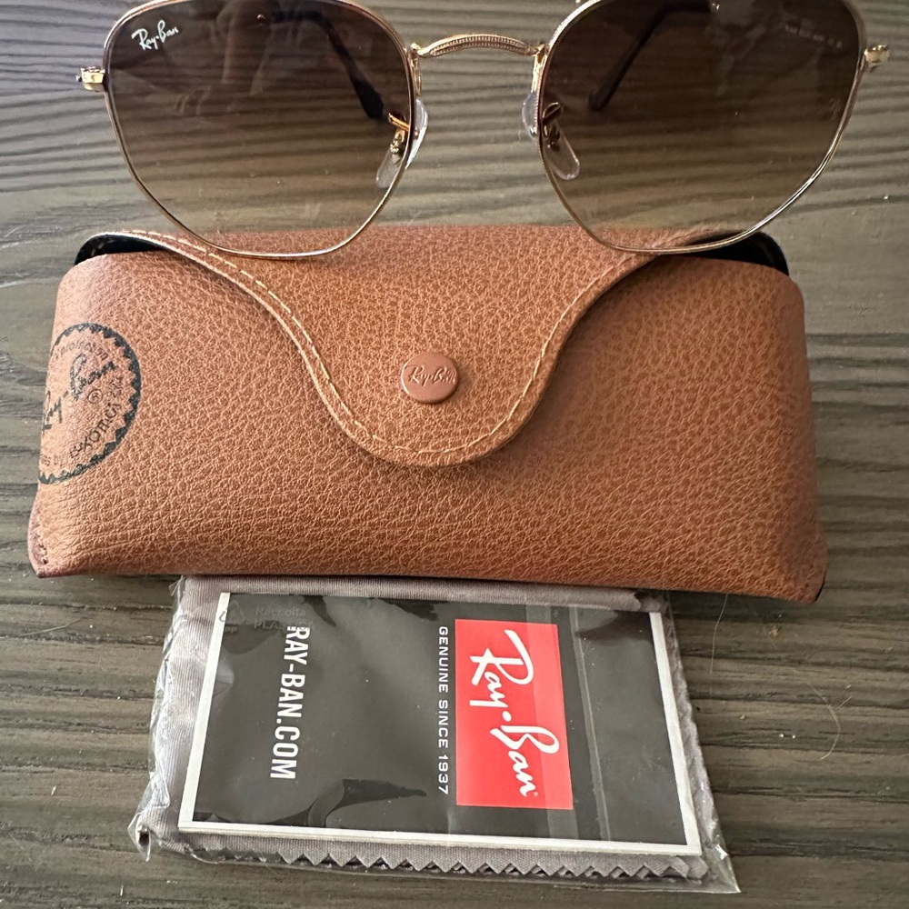 Ray-Ban
RB3548 Hexagonal 001/51 - Brand New!